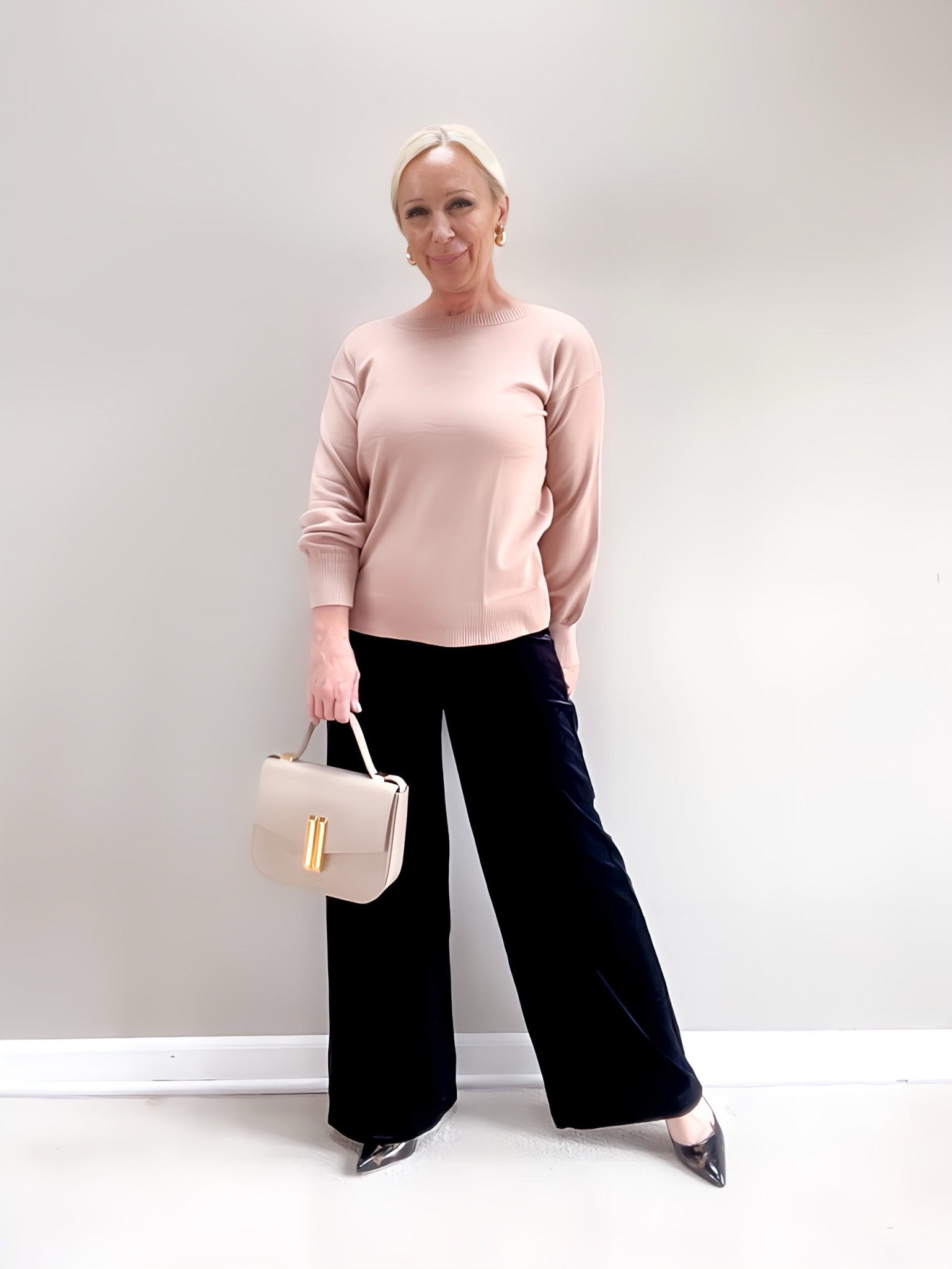Weekend Outfits for Early November - Midlife Posh Closet